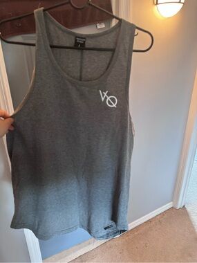 Vanquish Mens tank top for Gym or casual wear